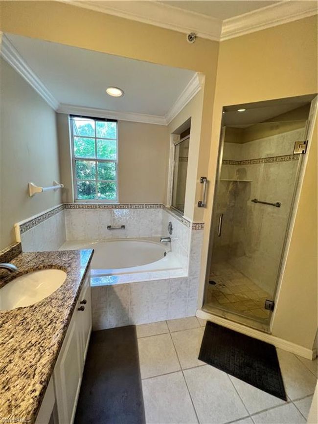 UNIT-102 - 7756 Gardner Dr, Condo with 3 bedrooms, 2 bathrooms and 1 parking in NAPLES FL | Image 17