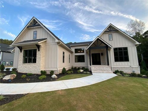 2468 Rockbridge Rd Nw, Conyers, GA, 30012-2915 | Card Image