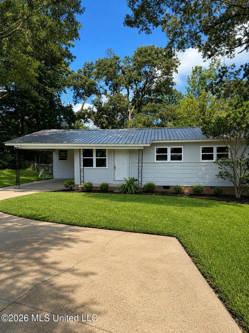 337 S Fox Hall Road, Pearl, MS, 39208 | Card Image