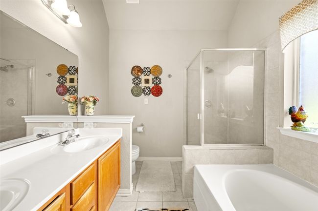 Master Ensuite bathroom | Image 17