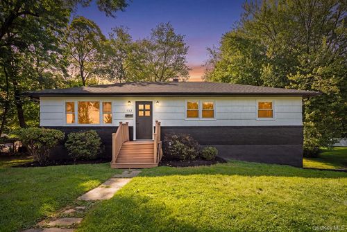 132 S Conger Ave, Congers, NY, 10920-2206 | Card Image