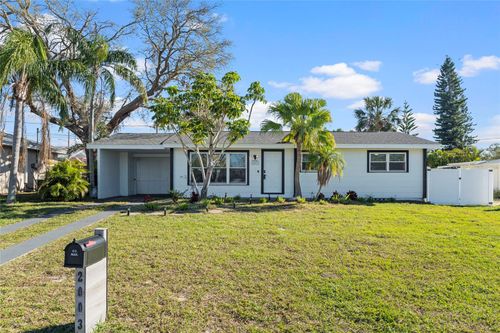 2003 6th Place Sw, Largo, FL, 33770 | Card Image