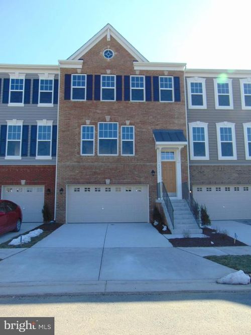 42641 Oak Park Sq, ASHBURN, VA, 20148-7393 | Card Image