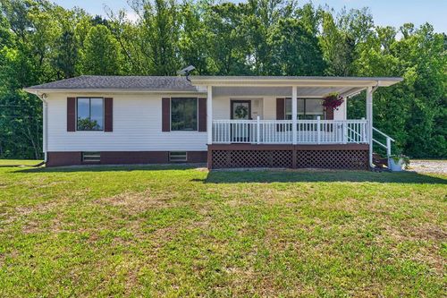 297 Deer Run Rd, Blackstone, VA, 23824-5205 | Card Image