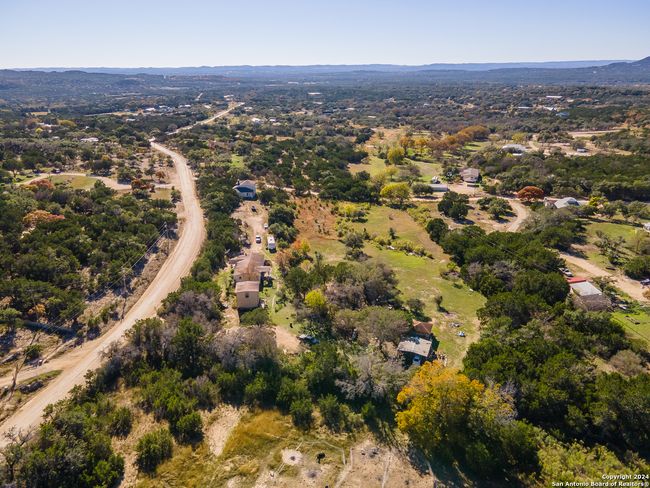 989 Oil Wl, Home with 3 bedrooms, 2 bathrooms and null parking in Pipe Creek TX | Image 82