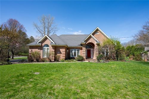 111 Dellwood Dr, Elma, NY, 14059-9504 | Card Image