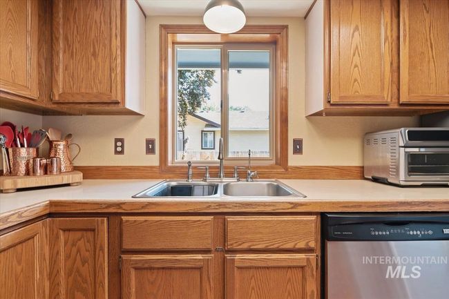 1460 Fairway Ct, House other with 5 bedrooms, 3 bathrooms and 2 parking in Mountain Home ID | Image 6