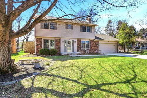 5711 Elderberry Rd, Noblesville, IN, 46062-9339 | Card Image