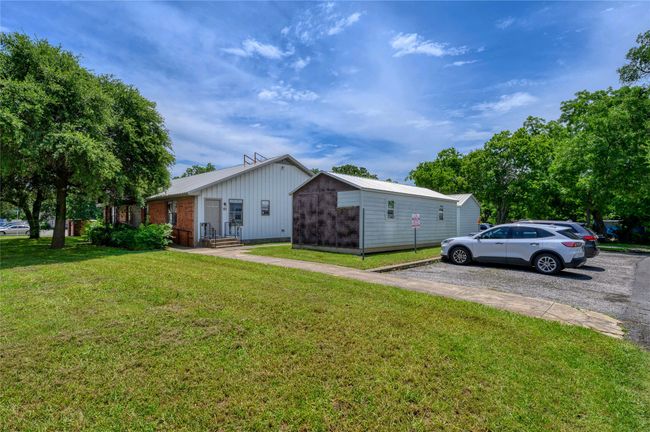 220 S Elm St, Home with 0 bedrooms, 0 bathrooms and null parking in Sherman TX | Image 11