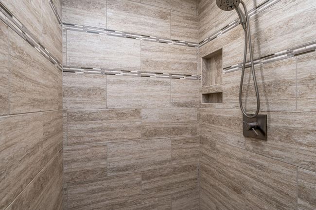 7013 Da Mar Estates-30.jpg | Image 51