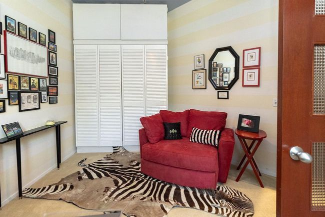 APT-1 - 512 Laurel Ave, Condo with 2 bedrooms, 2 bathrooms and null parking in Saint Paul MN | Image 6