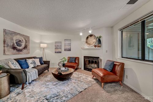 apt-18-3695 S Gekeler Ln, Boise, ID, 83706-6462 | Card Image