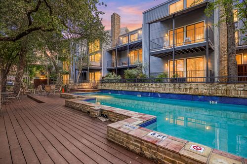 21-606 W Lynn Street, Austin, TX, 78703 | Card Image