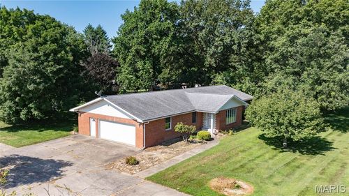 23611 Jenny Ln, Jerseyville, IL, 62052-3569 | Card Image