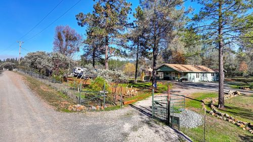 13777 Meadow Valley Rd, Dobbins, CA, 95935 | Card Image