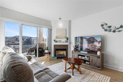 606-194 Beachside Dr, Parksville, BC, V9P0B1 | Card Image