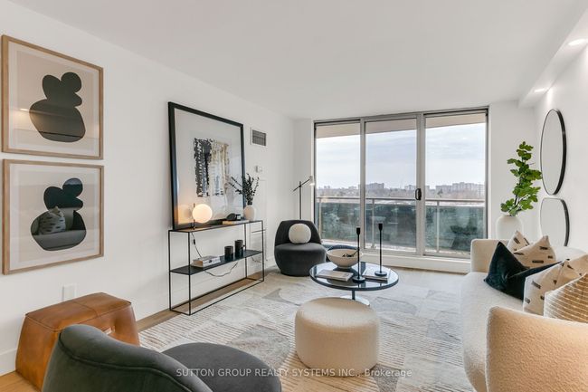 808 - 820 Burnhamthorpe Rd, Condo with 3 bedrooms, 2 bathrooms and 1 parking in Etobicoke ON | Image 7