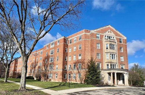 apt-105-13800 Fairhill Rd, Shaker Heights, OH, 44120-1280 | Card Image