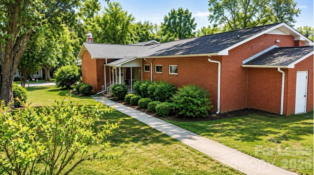 848 Old Charlotte Rd Sw, Concord, NC 28027