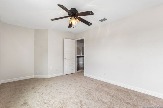 5801 Devonwood St, House other with 4 bedrooms, 3 bathrooms and null parking in Cibolo TX | Image 18