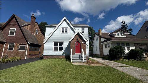 3837 Woodridge Rd, Cleveland Heights, OH, 44121-1815 | Card Image