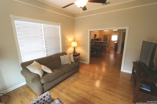 6359 Cooksey Rd, House other with 3 bedrooms, 2 bathrooms and null parking in Adkins TX | Image 25