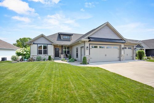 1638 Steiner Lane, HOWARD, WI, 54313 | Card Image