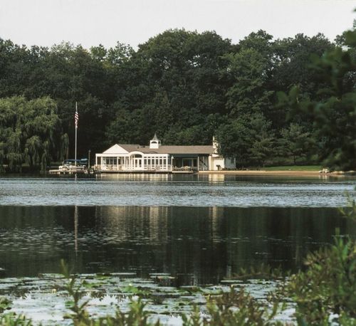 2623 Turtle Shores Dr, Bloomfield Hills, MI, 48302-0779 | Card Image