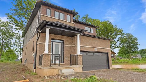 107 Cayley St, Norwich, ON, N0J1P0 | Card Image