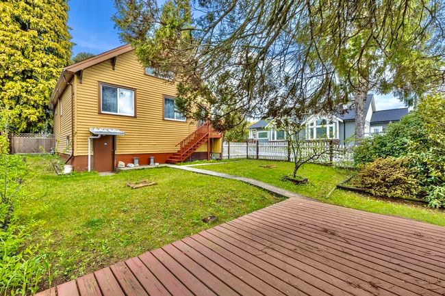 1702 Dublin Street, House other with 5 bedrooms, 1 bathrooms and 1 parking in New Westminster BC | Image 31