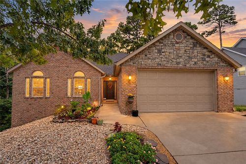 20 Hambleton Dr, Bella Vista, AR, 72714-4310 | Card Image