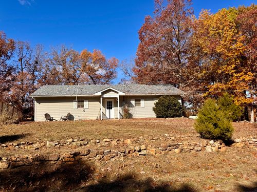 293 Cinnamon Ridge Dr, Sunrise Beach, MO, 65079-7658 | Card Image