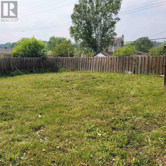 59 Manitou Rd, Home with 2 bedrooms, 1 bathrooms and null parking in Manitouwadge ON | Image 35