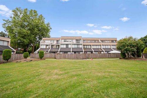 {{alt}} | Card Image