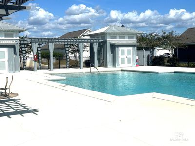 Community Pool | Image 3