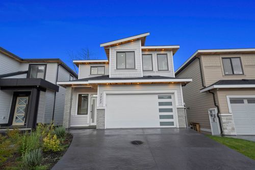 7523 205 Street, Langley, BC, V2Y1V5 | Card Image