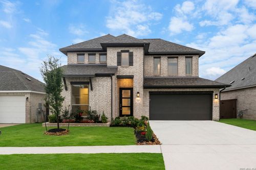 145 Merry Calf Ln, Boerne, TX, 78006-3575 | Card Image