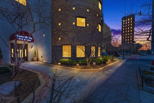 apt-712-40 9th St, Chicago, IL, 60605-2143 | Card Image