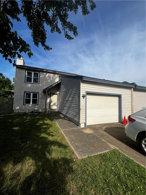 1651 Guthrie St, Virginia Beach, VA, 23464-6719 | Card Image