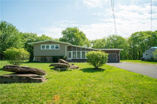 858 Monaca Rd, Monaca, PA, 15061-2831 | Card Image