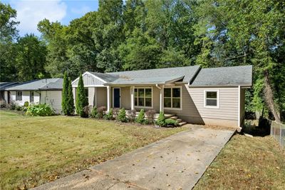 1988 Boulderview Drive Se, House other with 3 bedrooms, 2 bathrooms and null parking in Atlanta GA | Image 2