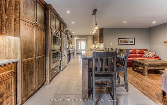 124 Rose Bridge Cres, House other with 2 bedrooms, 3 bathrooms and 2 parking in Cambridge ON | Image 15