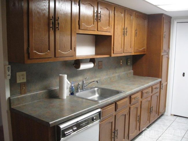 172A - 172 Warren Rd, Townhouse with 2 bedrooms, 2 bathrooms and null parking in Monroe NJ | Image 4