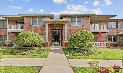 1b-526 Cambridge Ct, Munster, IN, 46321-2440 | Card Image