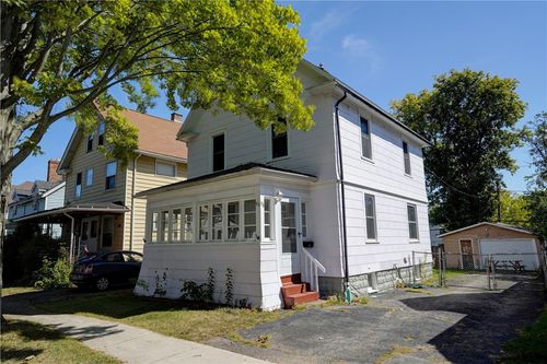 176 Middlesex Rd, Rochester, NY, 14610-1127 | Card Image