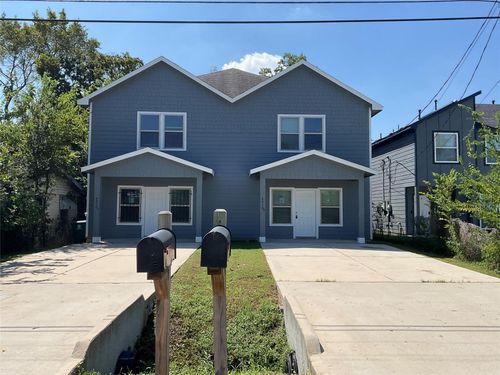 ab-4510 Mayflower St, Houston, TX, 77051-1702 | Card Image