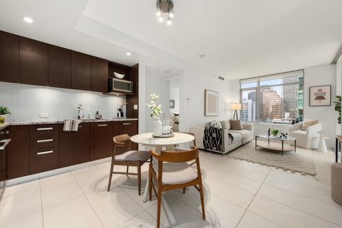 1109-1028 Barclay St, Vancouver, BC, V6E0B1 | Card Image