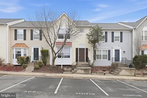 309 Moseby Ct, MANASSAS PARK, VA, 20111-2088 | Card Image