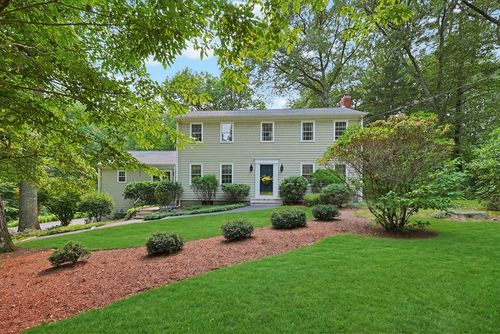32 Thayer Farm Rd, Attleboro, MA, 02703 | Card Image