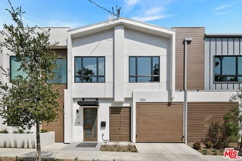 2-1236 N Spaulding Ave, West Hollywood, CA, 90046-6670 | Card Image